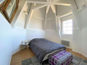 Appartements Appartement BELLE VUE MER dans la Tour du Chateau de Trestraou a PERROS-GUIREC - Ref 865 : photos des chambres