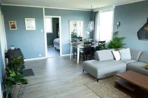 5 minutes to downtown Arendal-Free Parking - Strømsbu 5 minutes to downtown Arendal-Free Parking - Strømsbu