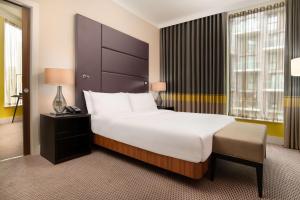 Corner King Suite room in Hilton London Wembley