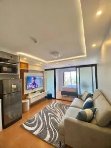 Staycation Condo at One Oasis CDO - Sipilon