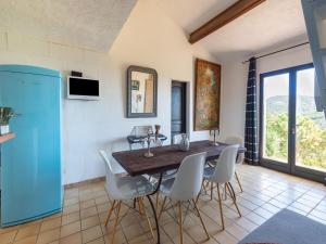 Appartements Nice apartment in Grimaud with private pool : photos des chambres