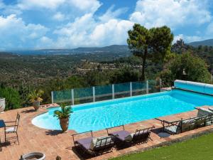 Appartements Nice apartment in Grimaud with private pool : photos des chambres