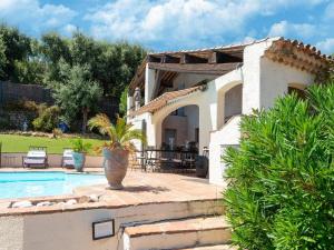 Appartements Nice apartment in Grimaud with private pool : photos des chambres