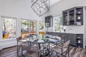 4223 Spruce Way Duplex