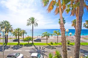 Luxury sea front suite Promenade