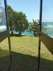 London Villa Secret Beach Mirissa