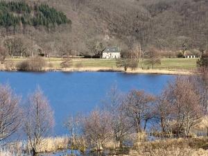 Maison La Rase du Lac Cantal