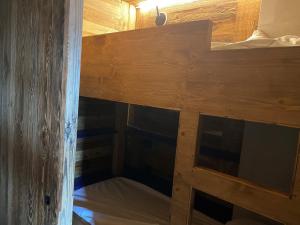 T2 Courchevel 1850, accès piste, parking inclus - FR-1-514-22