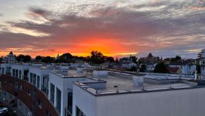 Sunset View 2 bedrooms, large terrace