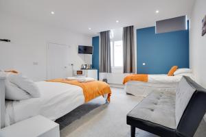 Homesly Guest Rooms, Comfortable En-suite Guest Rooms with Free Parking and Self Check-in
