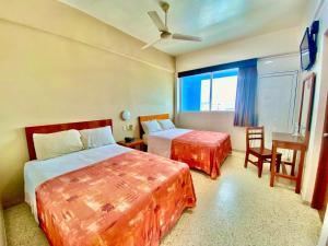 Hotel Delfines - a 2 calles del Acuario Veracruz