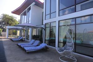 Amanda Beach Resort
