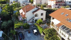 Apartments Reinić 