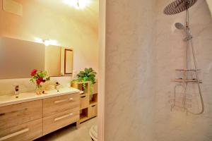 Maisons de vacances Chez Leontine grand gite : photos des chambres
