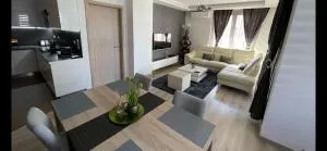 N.Cristian Apartment - Göd