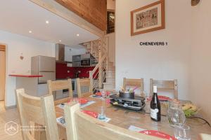 Appartements LES CHENEVERS : photos des chambres