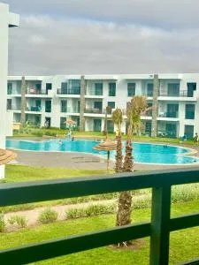 Appartement Cozy avec piscine - Dar Hamida