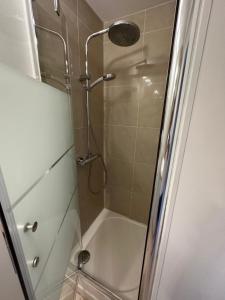 Sunny studio Mountain View balcony Alpe d Huez Studio ensoleillé balcon vue montagne