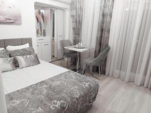 City lux square apartment Skopje