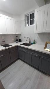 Modern Penthouse @ Sandcastles