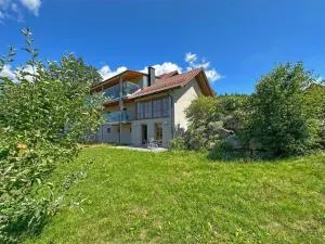 Gemütliche Ferienwohnung mit Terrasse - Rötz