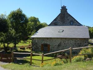 Maisons de vacances Gite Murat-Chastel-sur-Murat, 2 pieces, 4 personnes - FR-1-742-48 : Maison de Vacances