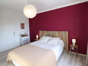 Maisons de vacances Gite Lacapelle-Viescamp, 5 pieces, 8 personnes - FR-1-742-53 : photos des chambres