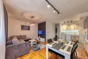 Nobless - Zemun Polje