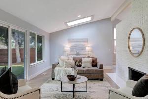 Stunning Single Level Home w/ Outdoor Spa Jacuzzi! - Ubytování bez kategorie ve městě SeaTac