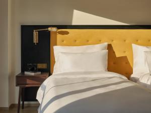 Public House Bangkok, a Member of Design Hotels