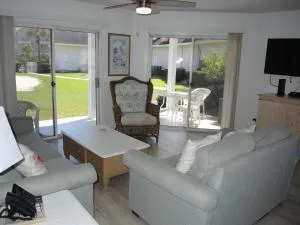 Golf Resort Villa 1503 Steps to Pool - هولدن بيتش