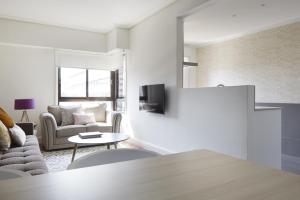 Duke by FeelFree Rentals