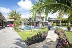 Villa Nénuphar Mauritius with Butler and private Cook