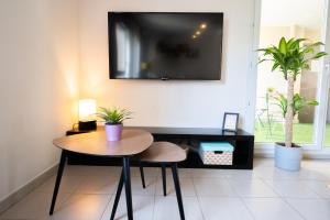 Chez Léon - Métro, Bus, Garage Double, 6 Personnes