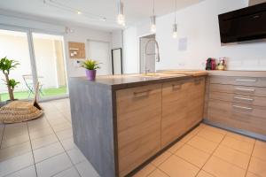 Chez Léon - Métro, Bus, Garage Double, 6 Personnes