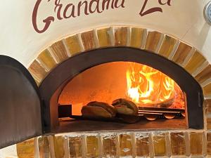 Grandma Lus Saigon Japan Town