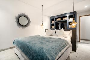 Mr. & Mrs. W Pererenan