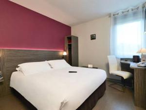 Hotels Kyriad Saint Chely d'Apcher - Aire de la Lozere : photos des chambres