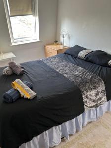 Double room with shared bathroom near kings Cross-rm3