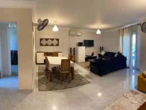 Marsilia beach 4 villa capilla