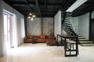 Monev Suites Hotel