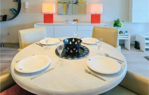 Awesome Apartment In Oostende With Wifi