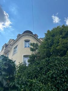 Apartment 5 min Schönbrunn Gloriette, Direct to City Center, Free Parking