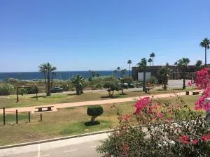 Palm Beach Apartment in La Duquesa - 萨比尼拉城堡