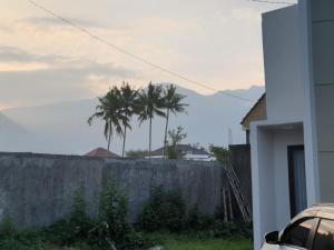 Adinda Syariah B 09 Paseban ke 3