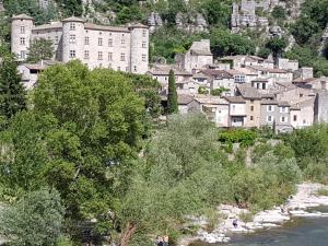 Maisons de vacances Gite Luna Meuble *** climatise a Vogue Village : photos des chambres