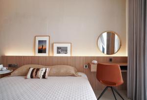 Velea at Rose Apple Square