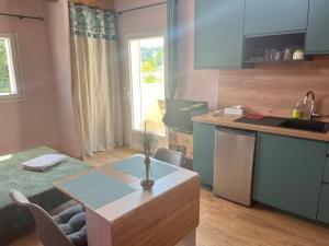 Studio terrasse avec une vue dégagée 3km Avignon