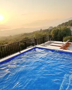 Apartments HAS - Sutvara