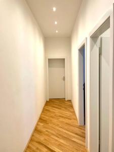 Brand New & Spacious Apartment in the City Centre